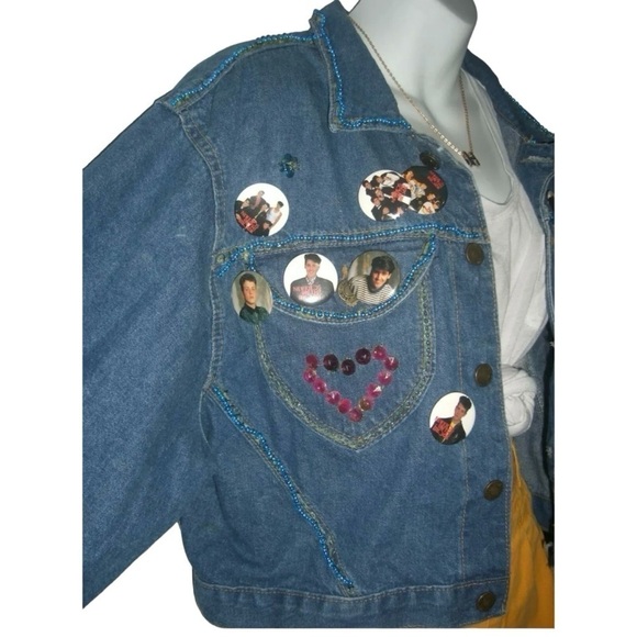 Vintage 80s Jack Mulqueen Cropped Denim New Kids NKOTB Concert Pins Jacket Jean - Picture 9 of 16